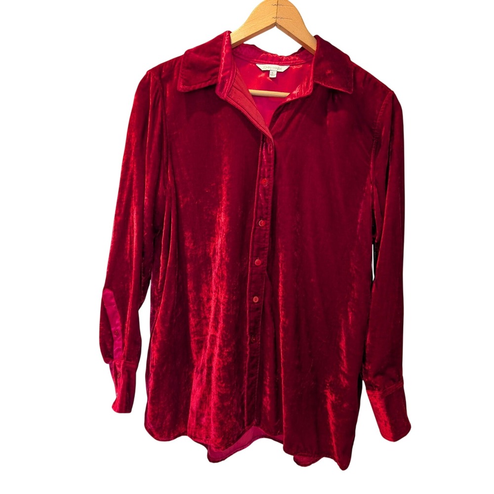 JOHN MARK Red Velvet Button Up Shirt Women's Size L Long Sleeve Holiday Party‎